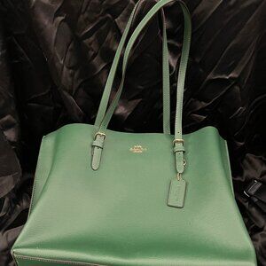 Coach NWOT Women's Leather Bag - Kelly Green leather